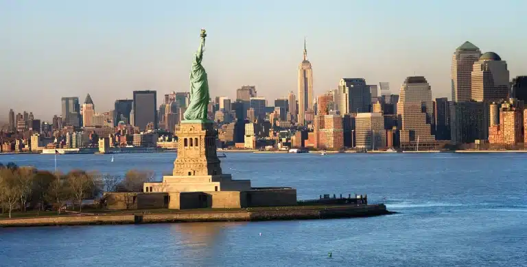 Executive Dinner: Governing IT Assets at Enterprise Scale